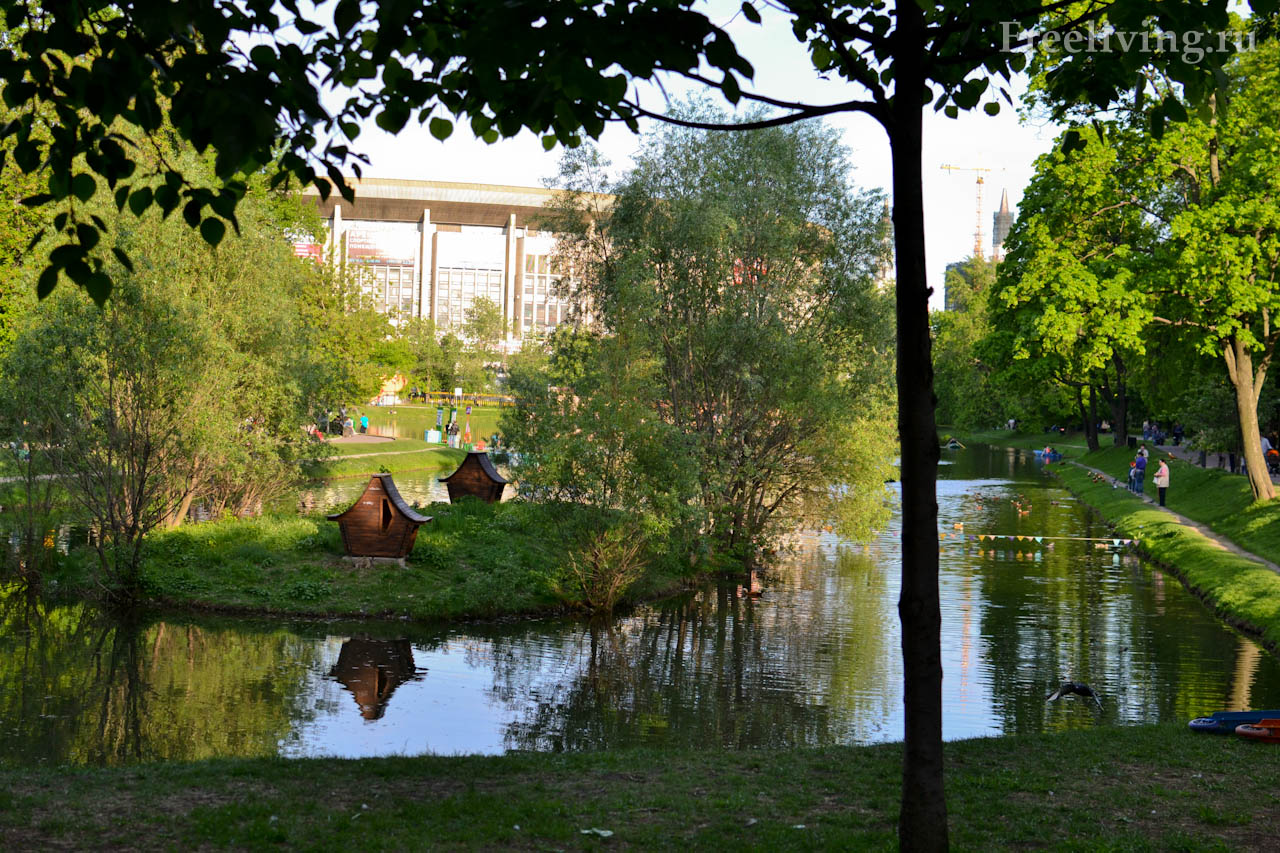 Пруд в Екатерининском парке, Москва