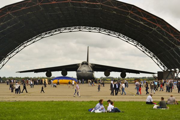 День авиации и актерский дуэт в Ульяновске