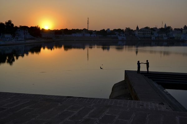 Два заката в Пушкаре